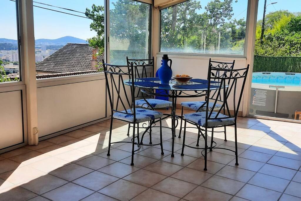 Holiday home Maison Au Calme Avec Vue Mer A 180° Toulon